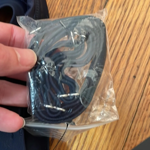 Tommy Hilfiger Bandeau Top Classic Bikini Bottom Swimsuit Navy size M NWT - Picture 3 of 13